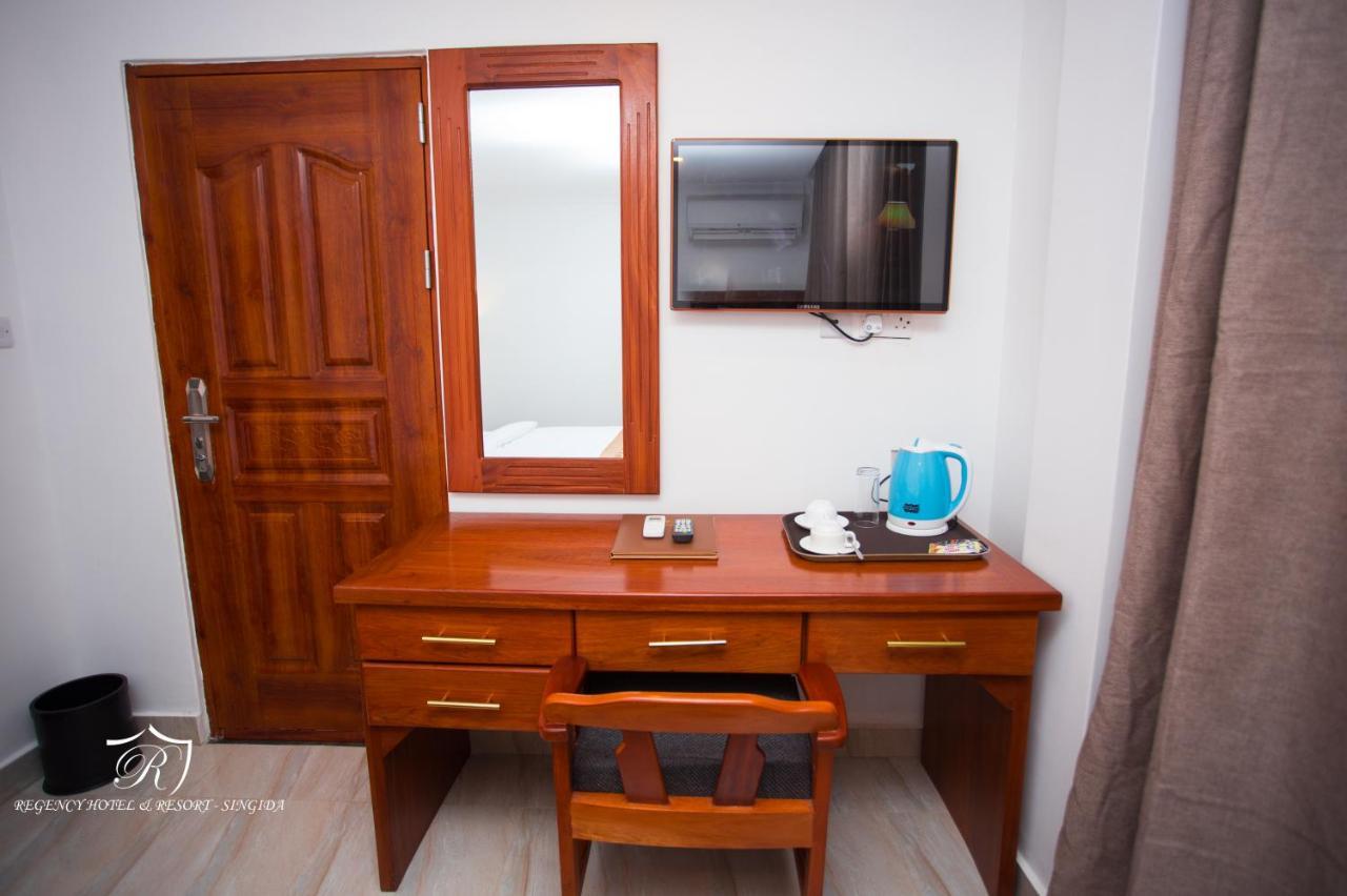 Regency Resort Singida Екстериор снимка