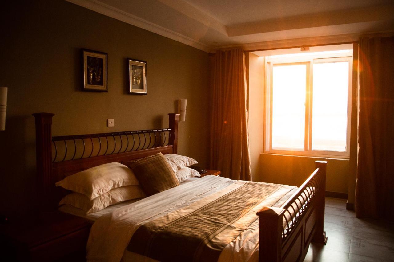 Regency Resort Singida Екстериор снимка